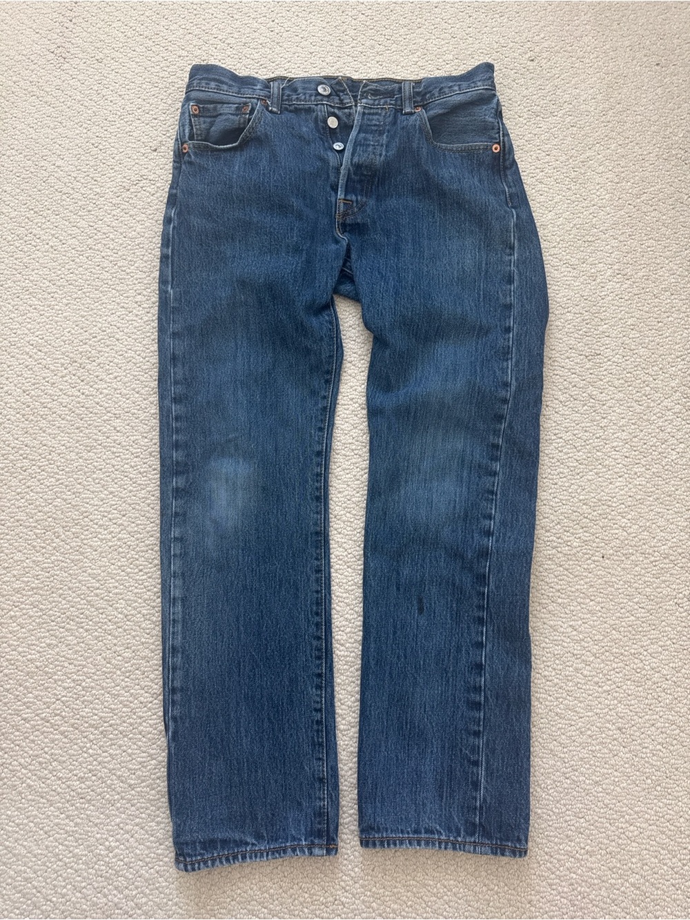 501 Levi's Men’s Straight Jeans in Classic Blue